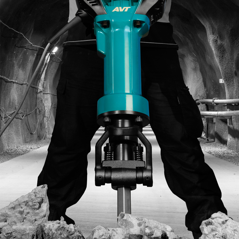 MAKITA Demolition Breaker Hammer, 31.3Kg, 28.6mm Hex Shank, 2000W, - Image 3