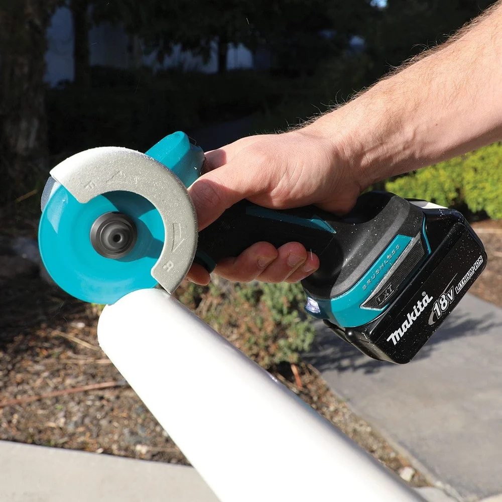 DMC300Z 76mm Compact Disc Cutter 18V Brushless Makita - Image 3