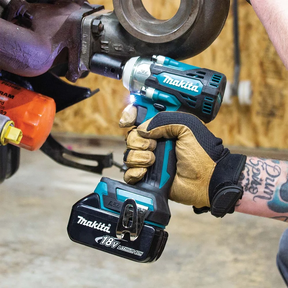 DTW300Z Brushless 1/2" Compact Impact Wrench 18V Makita - Image 3