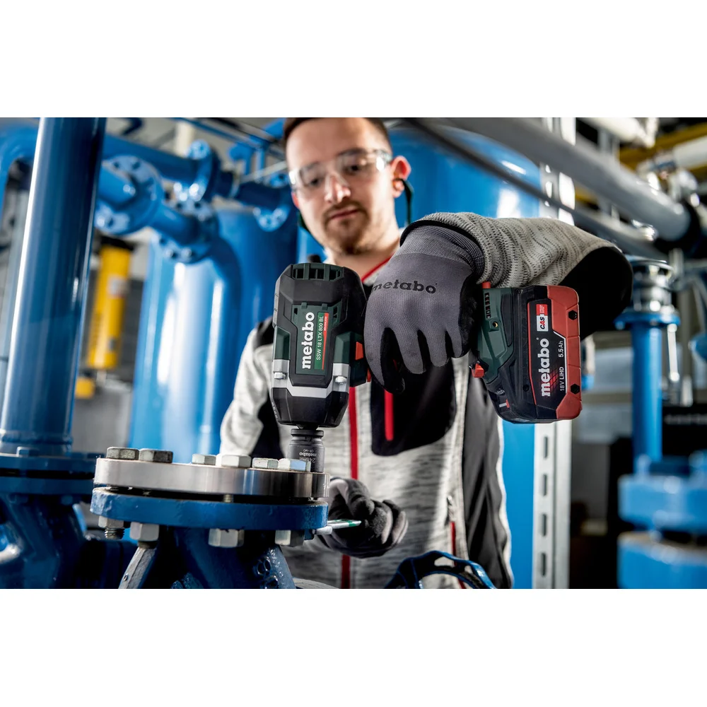SSW18LTX800BL Brushless 1/2" High Torque Impact Wrench 18V Metabo - Image 3