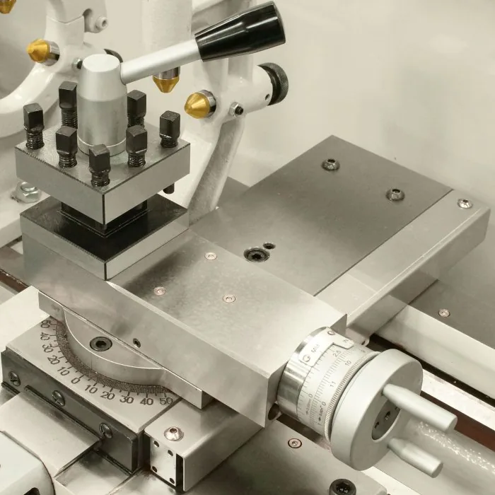 L237D Centre Lathe - Image 18