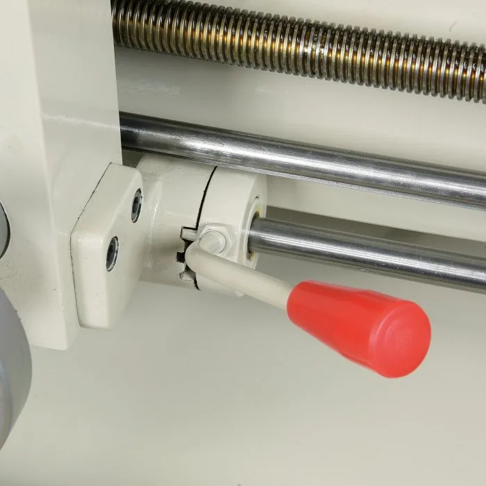 L237D Centre Lathe - Image 23