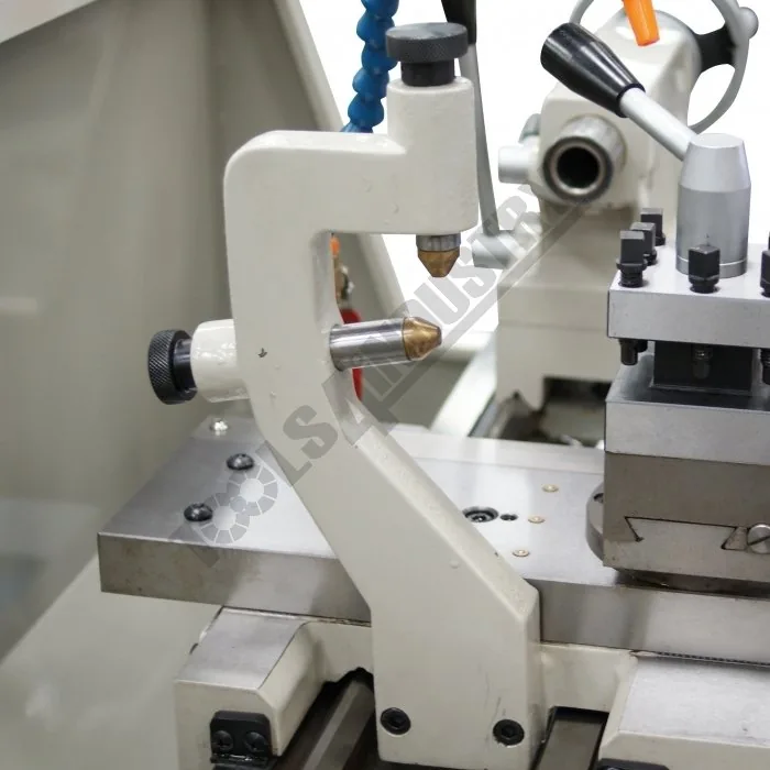 L240D Centre Lathe - Image 16