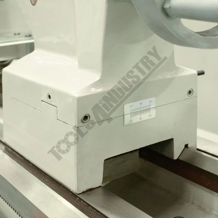 L240D Centre Lathe - Image 25