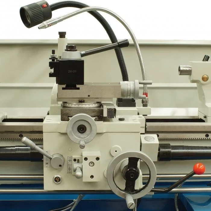 L555D Centre Lathe - Image 15