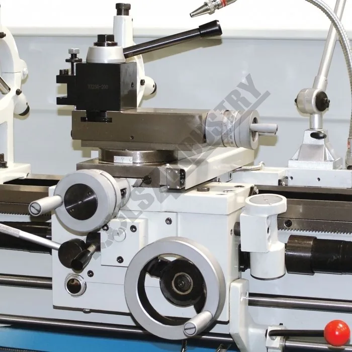 L564E Centre Lathe - Image 15