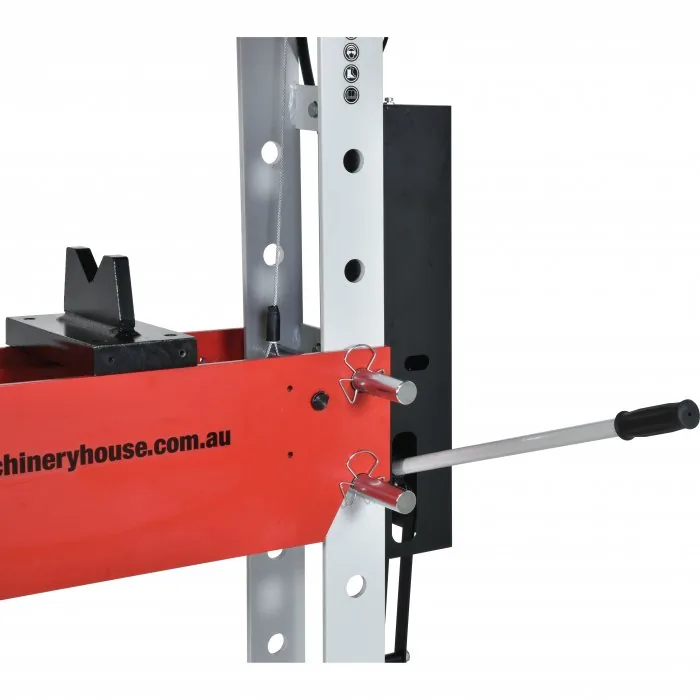 P152 Industrial Hydraulic Press - 50 Ton - Image 3