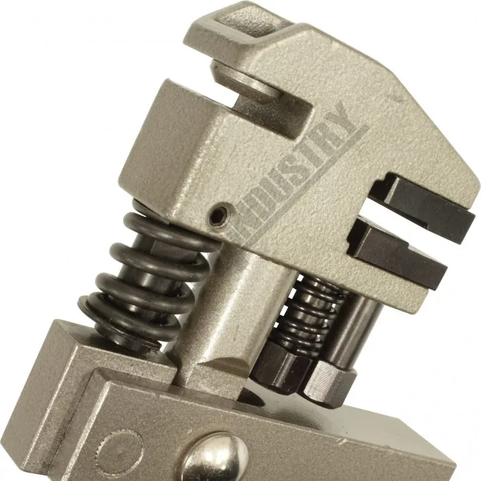 S200 Joggler & Punch Plier - Image 7